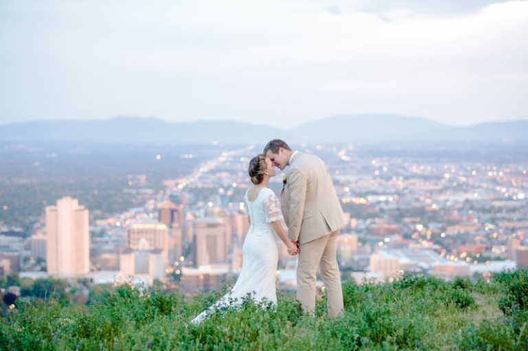 EK-Studios-Utah-Wedding-Photographers-Bridals-over-looking-the-city-SLC022-Blog(pp_w768_h511)
