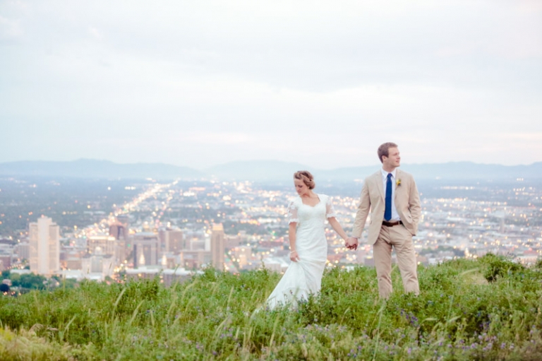 EK-Studios-Utah-Wedding-Photographers-Bridals-over-looking-the-city-SLC027-Blog(pp_w768_h511)