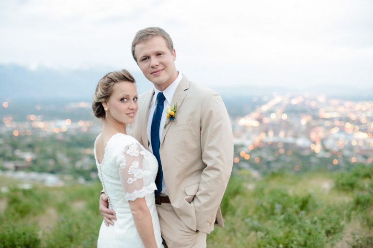 EK-Studios-Utah-Wedding-Photographers-Bridals-over-looking-the-city-SLC028-Blog(pp_w768_h511)