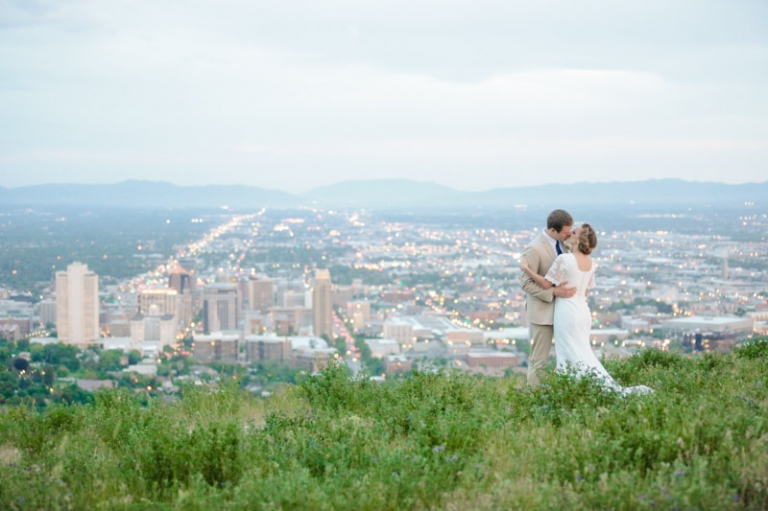 EK-Studios-Utah-Wedding-Photographers-Bridals-over-looking-the-city-SLC030-Blog(pp_w768_h511)