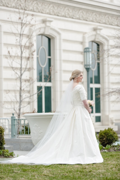EK-Studios-Utah-Wedding-Photographers-Classy-Bridals-utah004-Blog(pp_w480_h720)