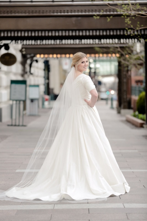 EK-Studios-Utah-Wedding-Photographers-Classy-Bridals-utah015-Blog(pp_w480_h720)