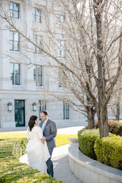 EK-Studios-Utah-Wedding-Photographers-Classy-Bridals002-Blog1(pp_w480_h720)