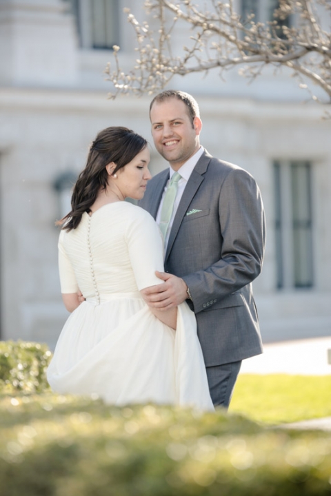 EK-Studios-Utah-Wedding-Photographers-Classy-Bridals013-Blog1(pp_w480_h720)