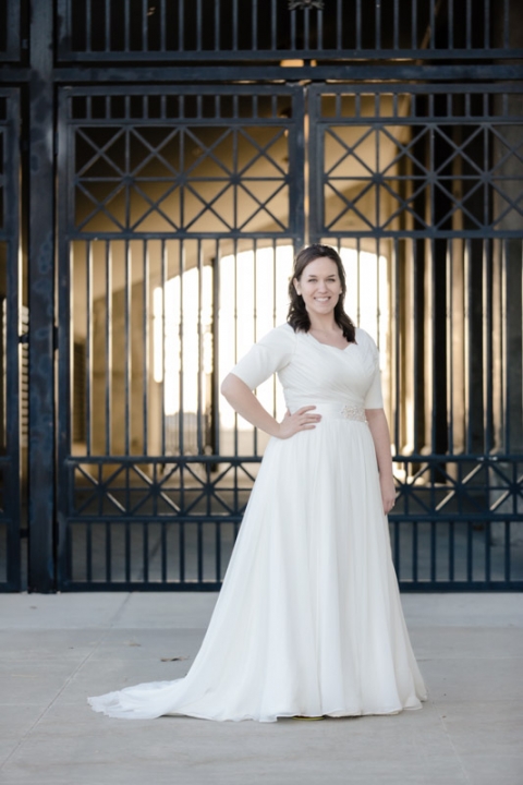 EK-Studios-Utah-Wedding-Photographers-Classy-Bridals027-Blog1(pp_w480_h720)
