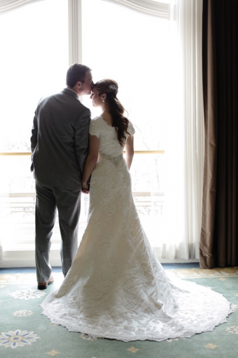 EK-Studios-Utah-Wedding-Photographers-Classy-Bridals029-Blog(pp_w480_h720)