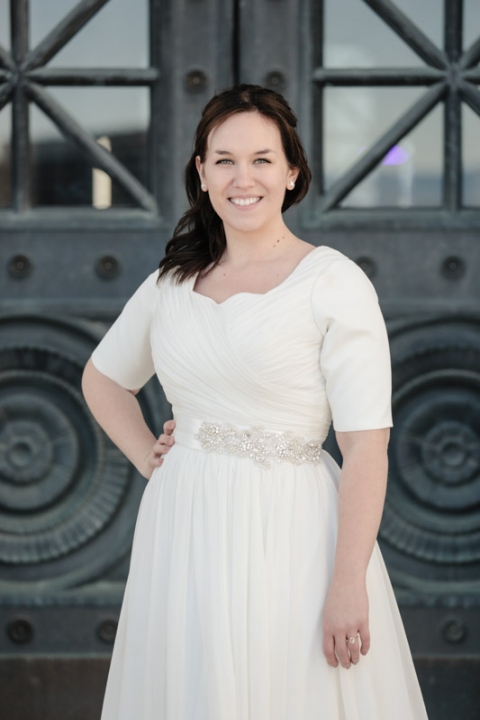 EK-Studios-Utah-Wedding-Photographers-Classy-Bridals030-Blog1(pp_w480_h720)