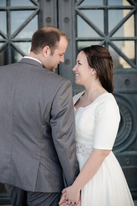 EK-Studios-Utah-Wedding-Photographers-Classy-Bridals034-Blog1(pp_w480_h720)