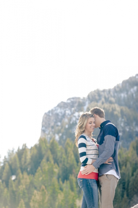 EK-Studios-Utah-Wedding-Photographers-Enagements-in-the-canyon002-Blog(pp_w480_h720)