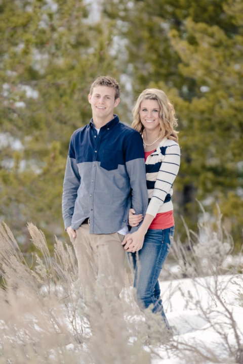 EK-Studios-Utah-Wedding-Photographers-Enagements-in-the-canyon010-Blog(pp_w480_h720)