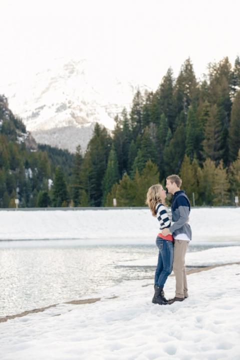 EK-Studios-Utah-Wedding-Photographers-Enagements-in-the-canyon020-Blog(pp_w480_h720)