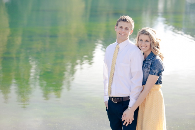 EK-Studios-Utah-Wedding-Photographers-Enagements-in-the-canyon024-Blog(pp_w768_h511)