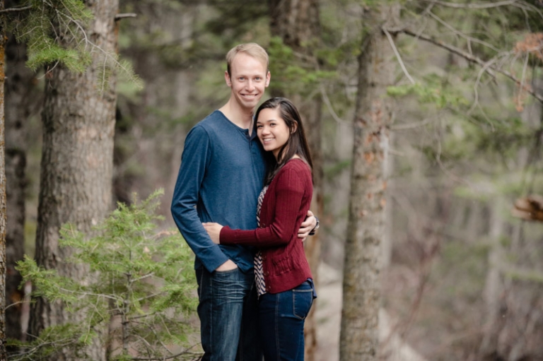 EK-Studios-Utah-Wedding-Photographers-Engagements-in-the-Mountains002-Blog(pp_w768_h511)