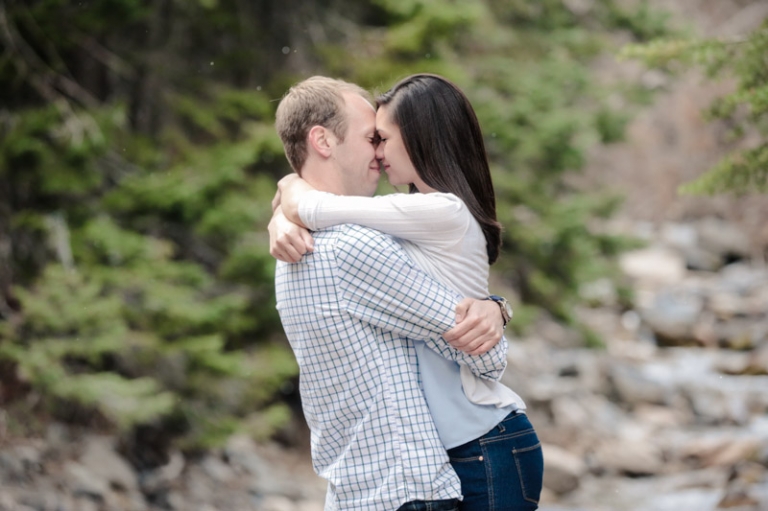 EK-Studios-Utah-Wedding-Photographers-Engagements-in-the-Mountains029-Blog(pp_w768_h511)