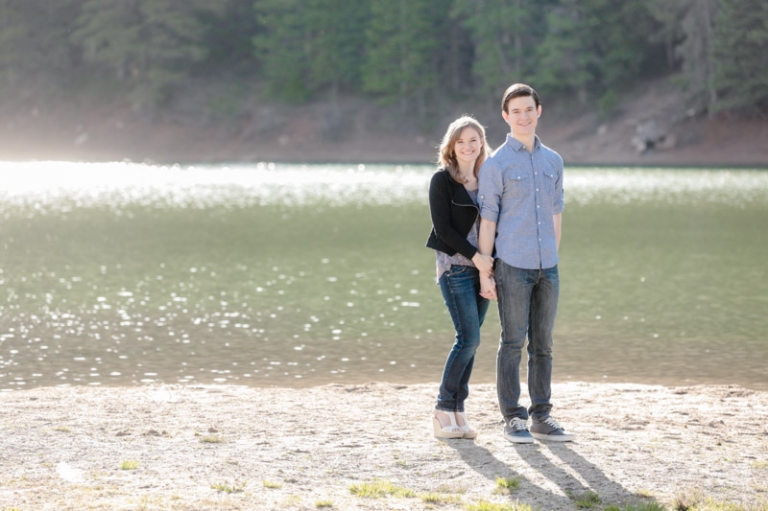 EK-Studios-Utah-Wedding-Photographers-Engagements-in-the-mountians014-Blog(pp_w768_h511)