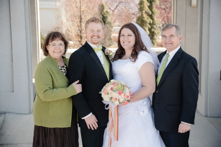 EK-Studios-Utah-Wedding-Photographers-Highland-Gardens-Reception009-Blog(pp_w768_h511)