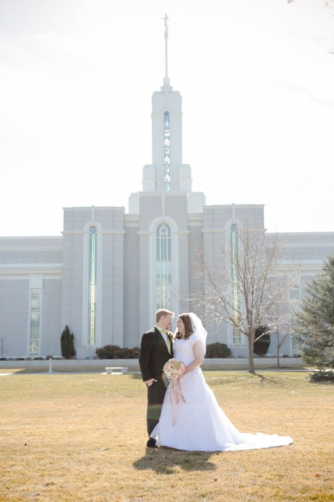 EK-Studios-Utah-Wedding-Photographers-Highland-Gardens-Reception020-Blog(pp_w480_h720)