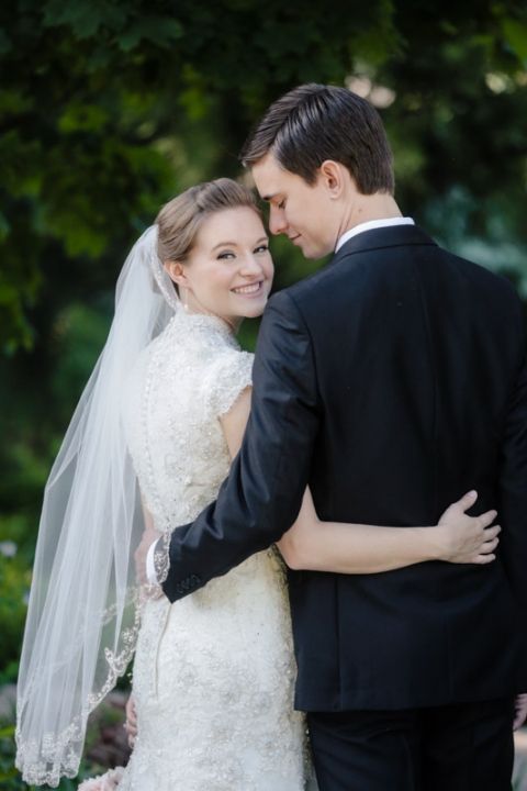 EK-Studios-Utah-Wedding-Photographers-Morinda-Garden-Bridals034-Blog(pp_w480_h720)