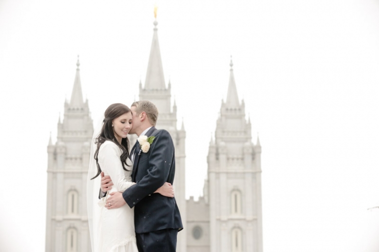 EK-Studios-Utah-Wedding-Photographers-Noahs-Wedding-Reception-South-Jordan028-Blog(pp_w768_h511)