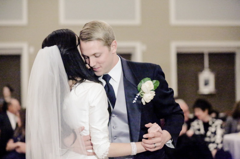 EK-Studios-Utah-Wedding-Photographers-Noahs-Wedding-Reception-South-Jordan054-Blog(pp_w768_h511)