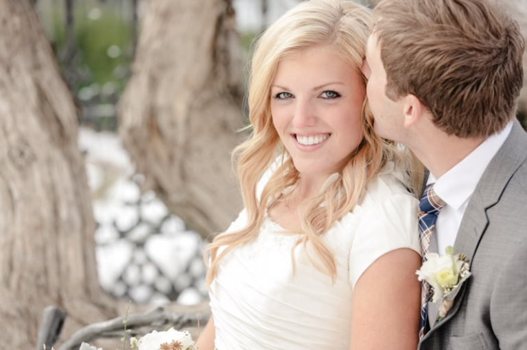 EK-Studios-Utah-Wedding-Photographers-Nohas-wedding-Reception-South-Jordan017-Blog(pp_w768_h511)