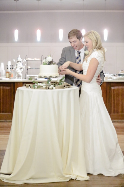 EK-Studios-Utah-Wedding-Photographers-Nohas-wedding-Reception-South-Jordan047-Blog(pp_w480_h720)