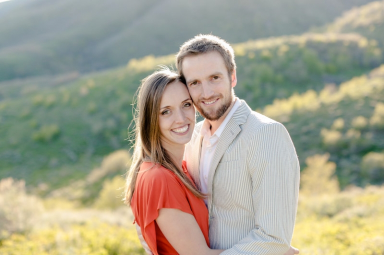 EK-Studios-Utah-Wedding-Photographers-Romantic-Engagements-in-the-canyon003-Blog(pp_w768_h511)