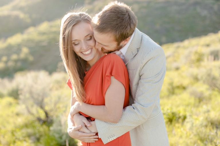 EK-Studios-Utah-Wedding-Photographers-Romantic-Engagements-in-the-canyon011-Blog(pp_w768_h511)