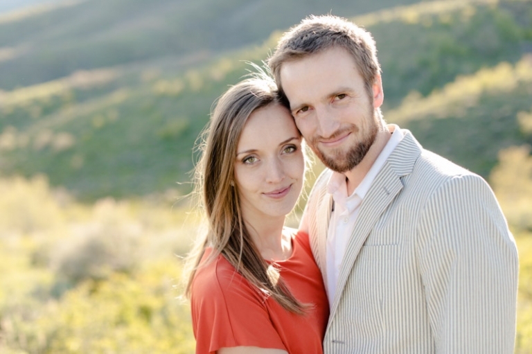 EK-Studios-Utah-Wedding-Photographers-Romantic-Engagements-in-the-canyon021-Blog(pp_w768_h511)