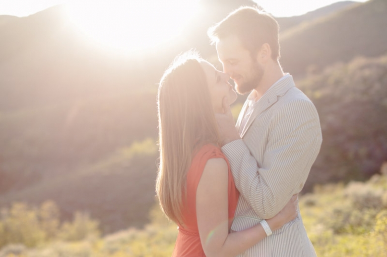 EK-Studios-Utah-Wedding-Photographers-Romantic-Engagements-in-the-canyon024-Blog(pp_w768_h511)