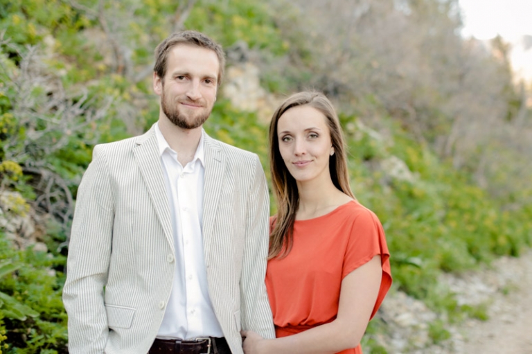 EK-Studios-Utah-Wedding-Photographers-Romantic-Engagements-in-the-canyon036-Blog(pp_w768_h511)