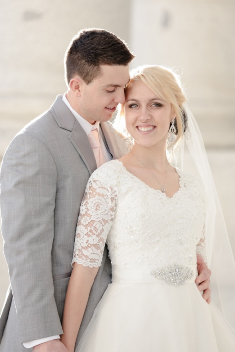 EK-Studios-Utah-Wedding-Photographers-SLC-Capitol-Building-Bridals005-Blog(pp_w480_h720)