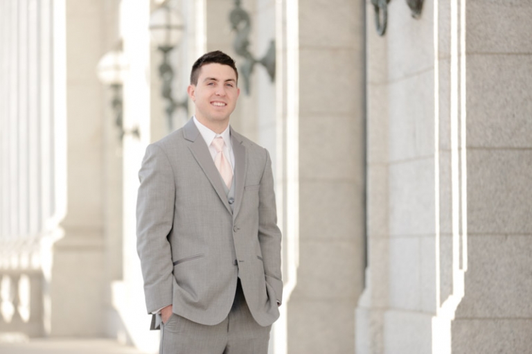 EK-Studios-Utah-Wedding-Photographers-SLC-Capitol-Building-Bridals006-Blog(pp_w768_h511)