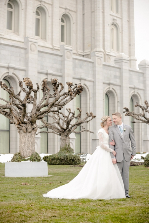 EK-Studios-Utah-Wedding-Photographers-SLC-Temple-wedding022-Blog(pp_w480_h720)