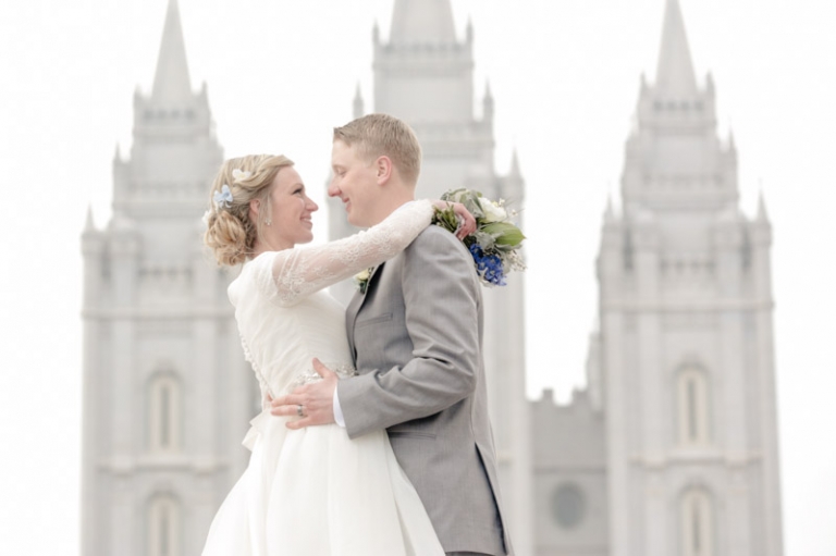 EK-Studios-Utah-Wedding-Photographers-SLC-Temple-wedding029-Blog(pp_w768_h511)