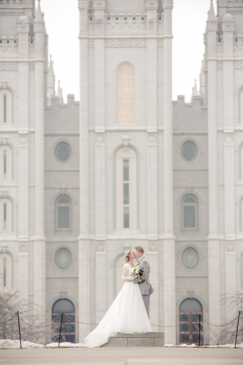 EK-Studios-Utah-Wedding-Photographers-SLC-Temple-wedding031-Blog(pp_w480_h720)