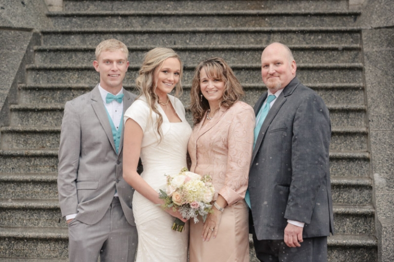 EK-Studios-Utah-Wedding-Photographers-SLC-temple-Snowy-wedding-Le-Jardin-Reception011-Blog(pp_w768_h511)