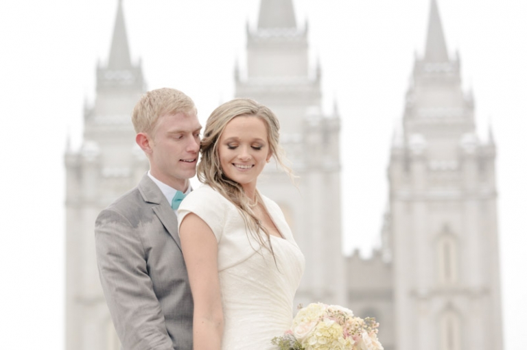 EK-Studios-Utah-Wedding-Photographers-SLC-temple-Snowy-wedding-Le-Jardin-Reception023-Blog(pp_w768_h511)