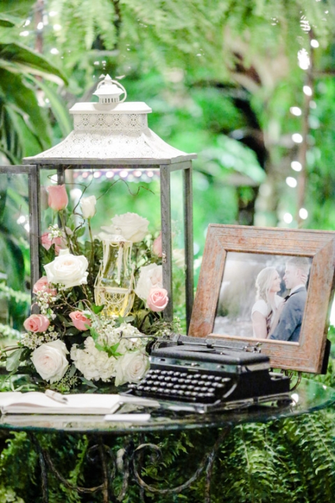 EK-Studios-Utah-Wedding-Photographers-SLC-temple-Snowy-wedding-Le-Jardin-Reception030-Blog(pp_w480_h720)