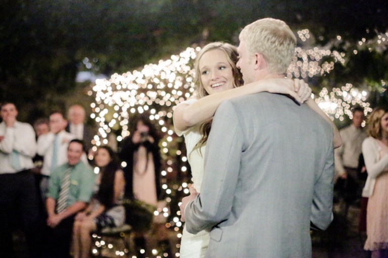 EK-Studios-Utah-Wedding-Photographers-SLC-temple-Snowy-wedding-Le-Jardin-Reception051-Blog(pp_w768_h511)