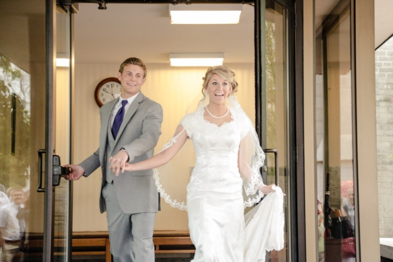 EK-Studios-Utah-Wedding-Photographers-SLC-temple-wedding003-Blog1(pp_w768_h511)