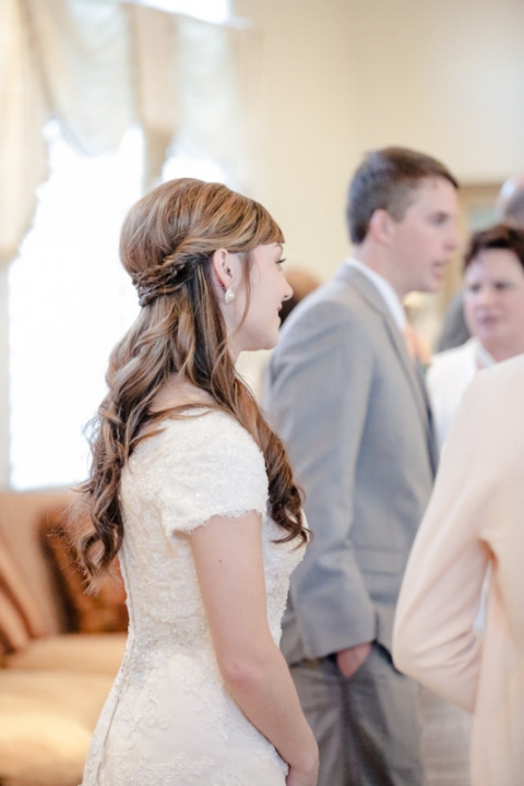 EK-Studios-Utah-Wedding-Photographers-SLC-temple-wedding046-Blog(pp_w480_h720)