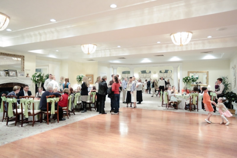 EK-Studios-Utah-Wedding-Photographers-SLC-temple-wedding049-Blog(pp_w768_h511)