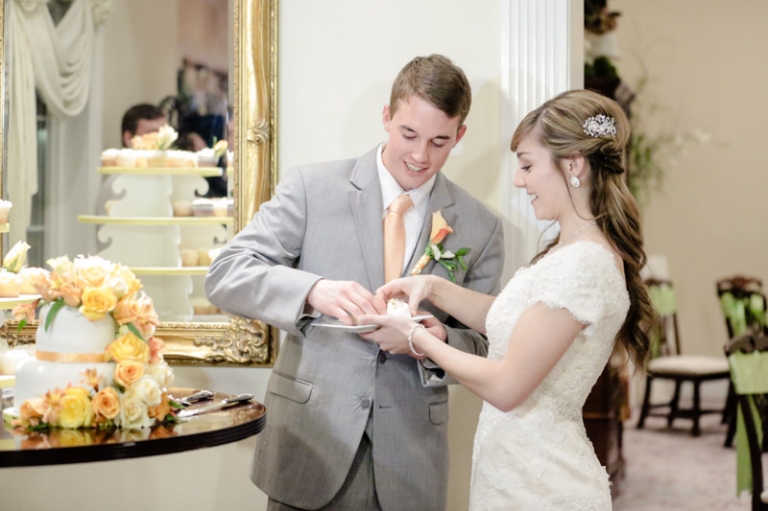 EK-Studios-Utah-Wedding-Photographers-SLC-temple-wedding050-Blog(pp_w768_h511)
