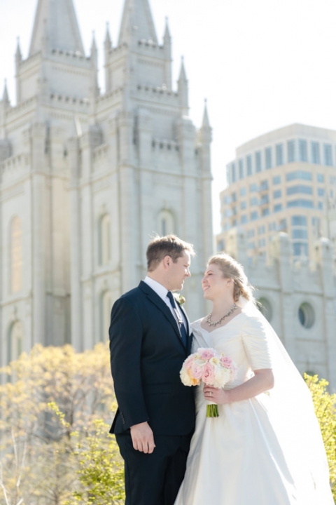 EK-Studios-Utah-Wedding-Photographers-Salt-Lake-Temple-wedding-Cactus-Tropicals-reception024-Blog(pp_w480_h720)