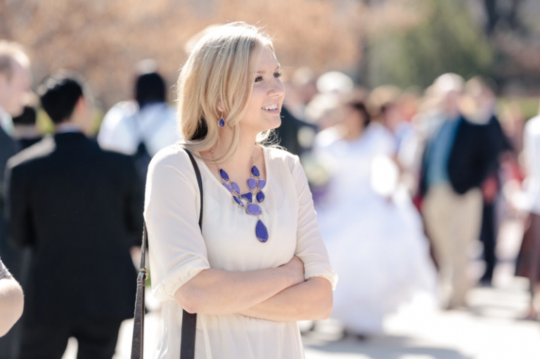 EK-Studios-Utah-Wedding-Photographers-Salt-lake-temple-wedding-quarter-length-sleve-dress004-Blog(pp_w768_h511)