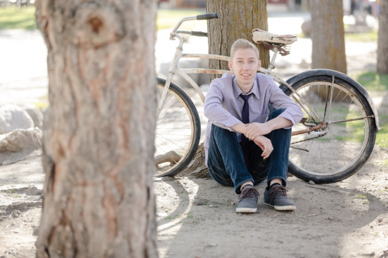 EK-Studios-Utah-Wedding-Photographers-Senior-Portraits010-Blog1(pp_w768_h511)