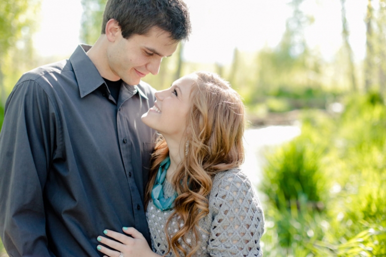 EK-Studios-Utah-Wedding-Photographers-Spring-Engagements-by-a-stream010-Blog(pp_w768_h511)