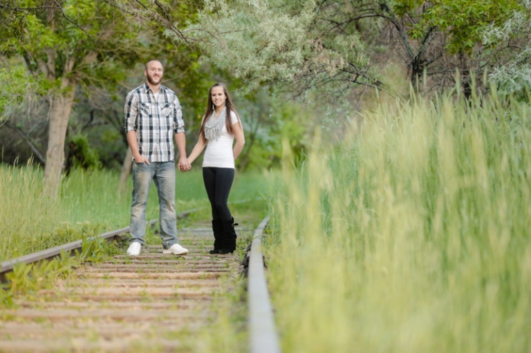 EK-Studios-Utah-Wedding-Photographers-Spring-Engagements028-Blog(pp_w768_h511)