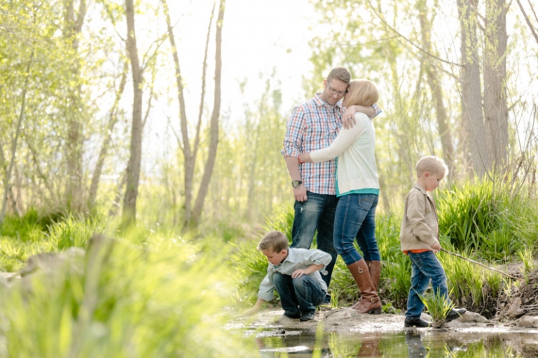 EK-Studios-Utah-Wedding-Photographers-Spring-Family-Photos-by-a-stream009-Blog(pp_w768_h511)